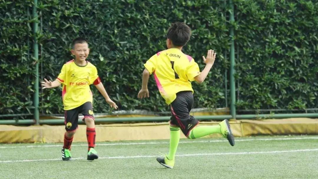 买足球网站手机app ？手机足球商城：随时随地尽享足球购物体验、实证解释落实